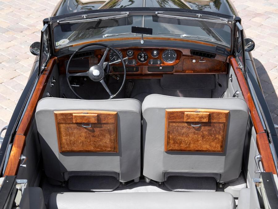  Rolls-Royce Silver Cloud Drophead Coupe 1962 года  (фото 2 из 23)